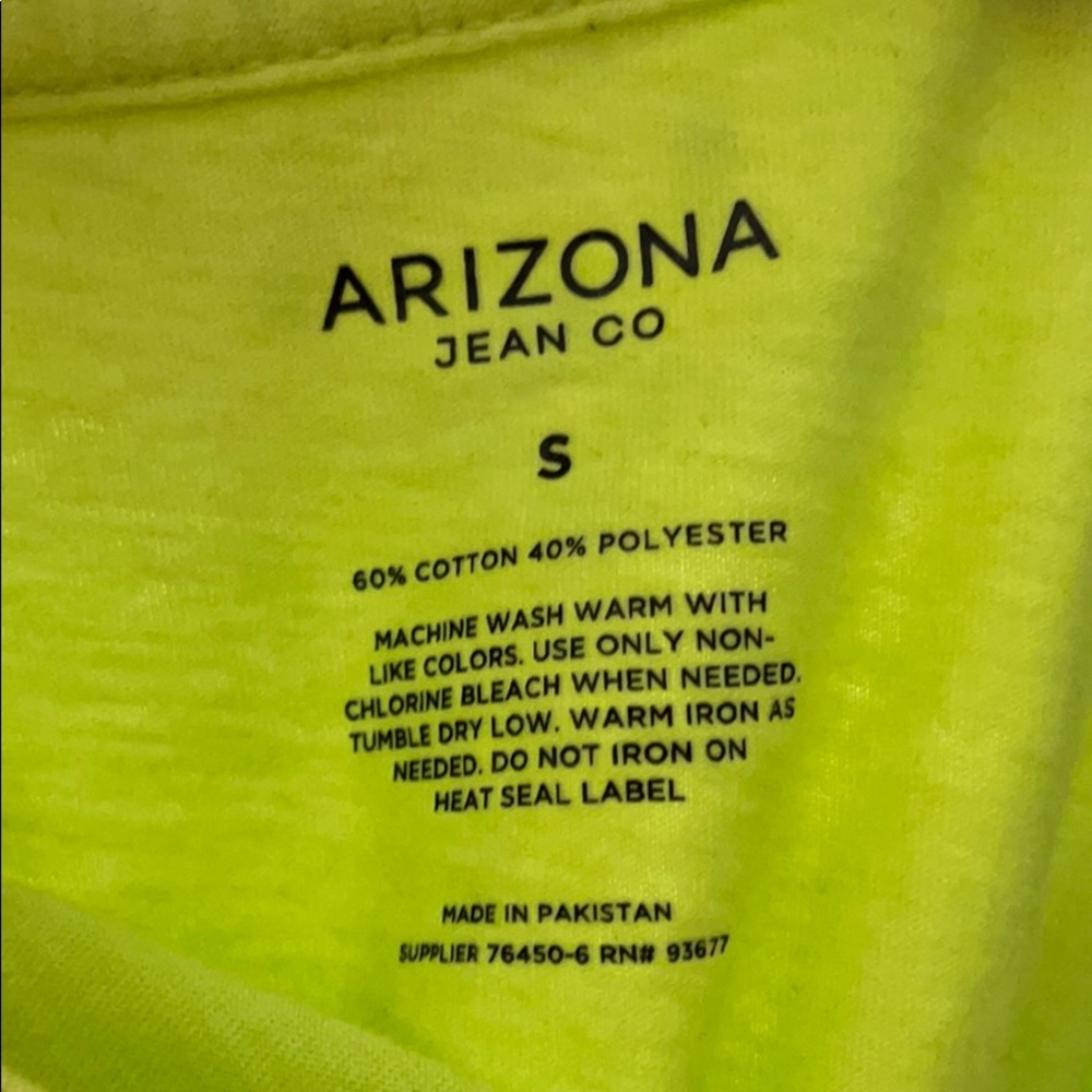 T shirt - Picture 2 of 2